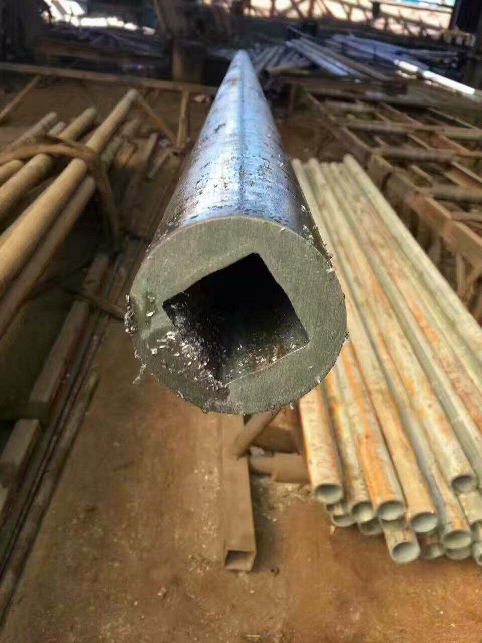 外圆内方精密管